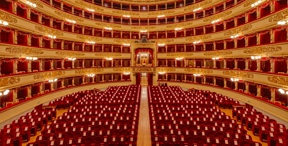 Milano, nuova udienza del processo per amianto alla Scala: «Ci aspettiamo  solidarietà dal sindaco»