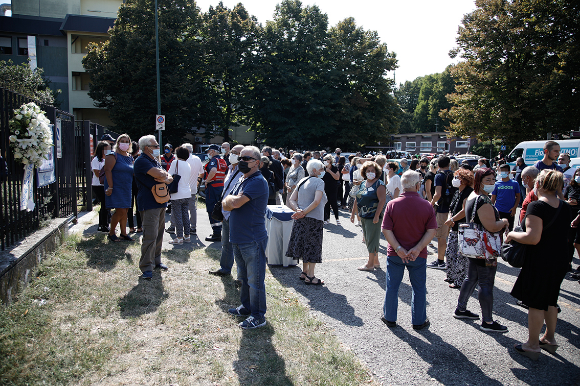 sesto san giovanni: funerale di fabio mosca