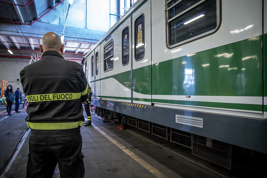 2 carrozza metro nel deposito Atm Famagosta (1)