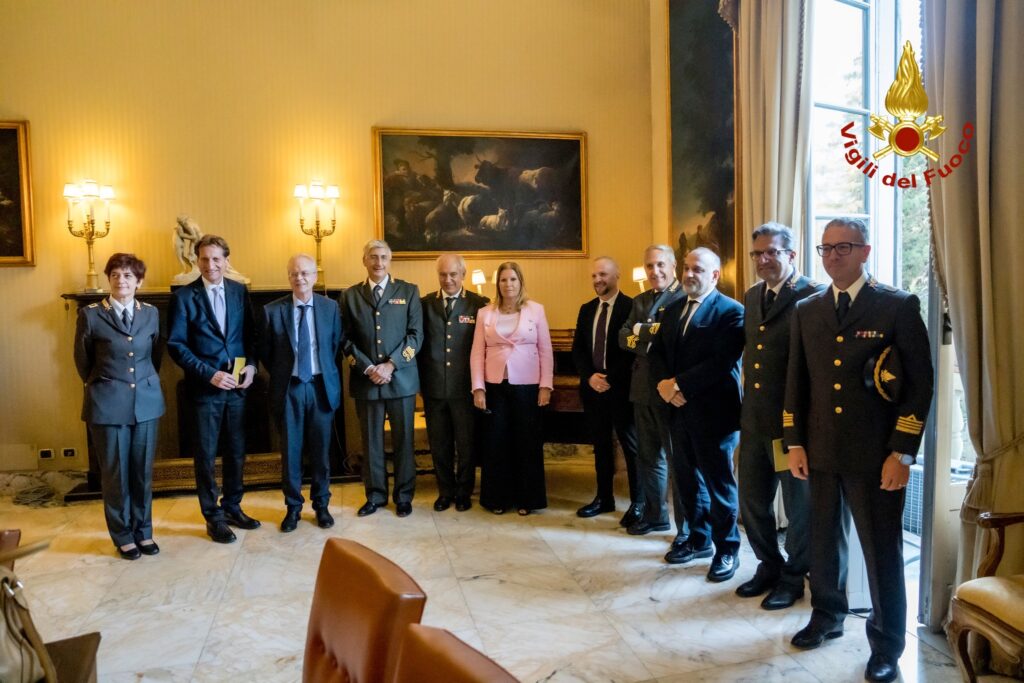 vigili del fuoco milano messina