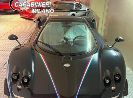 Supercar da 12 milioni sequestrata dai carabinieri a Milano