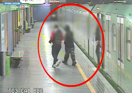 Furti e rapine in metropolitana: arrestati 5 giovani