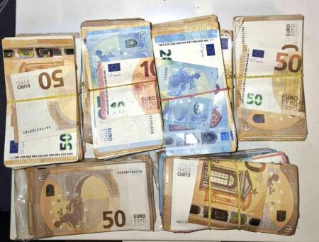 Milano, sequestrati 81mila euro e 1,7 chili di hashish: due arresti