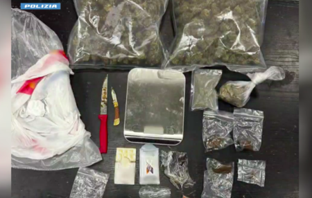 Milano, arrestati due pusher: sequestrato più di 1 chilo di droga