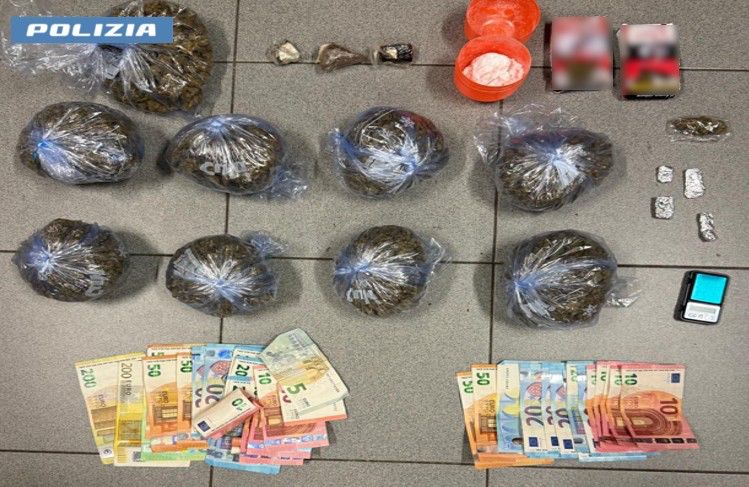 Milano, contrasto allo spaccio: tre pusher in manette