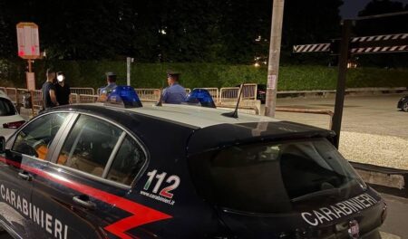 Sesto San Giovanni, arrestati 3 uomini per aver accoltellato un 19enne