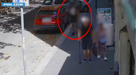 Milano, aggredisce 86enne per strappargli collana: fermato 27enne