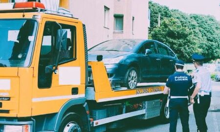 Cinisello Balsamo, auto abbandonate rimosse in Sant’Eusebio
