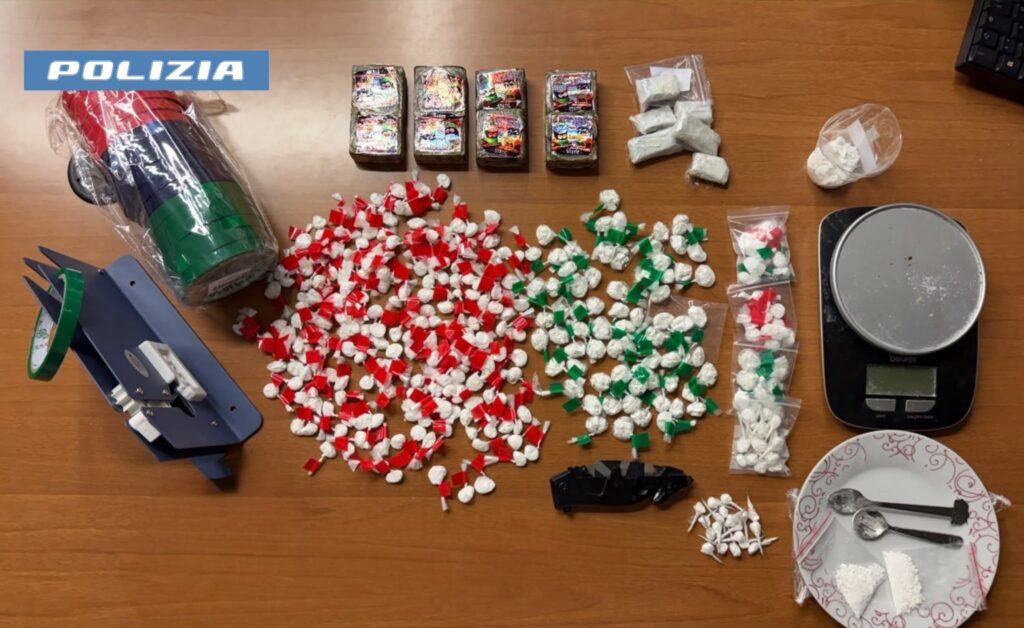 Milano, quattro arresti per spaccio: le operazioni della polizia di Stato